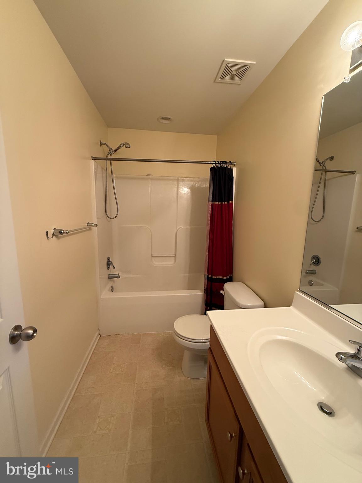 MANOR PARK - Residential Lease