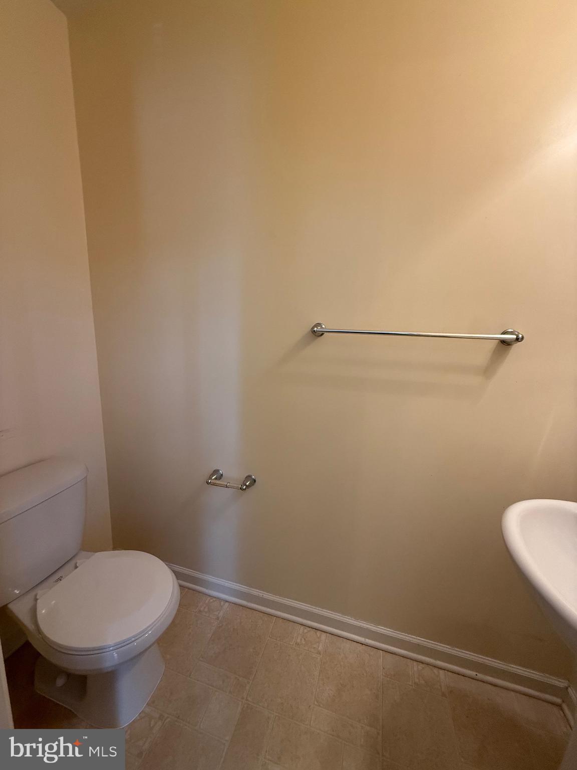 MANOR PARK - Residential Lease