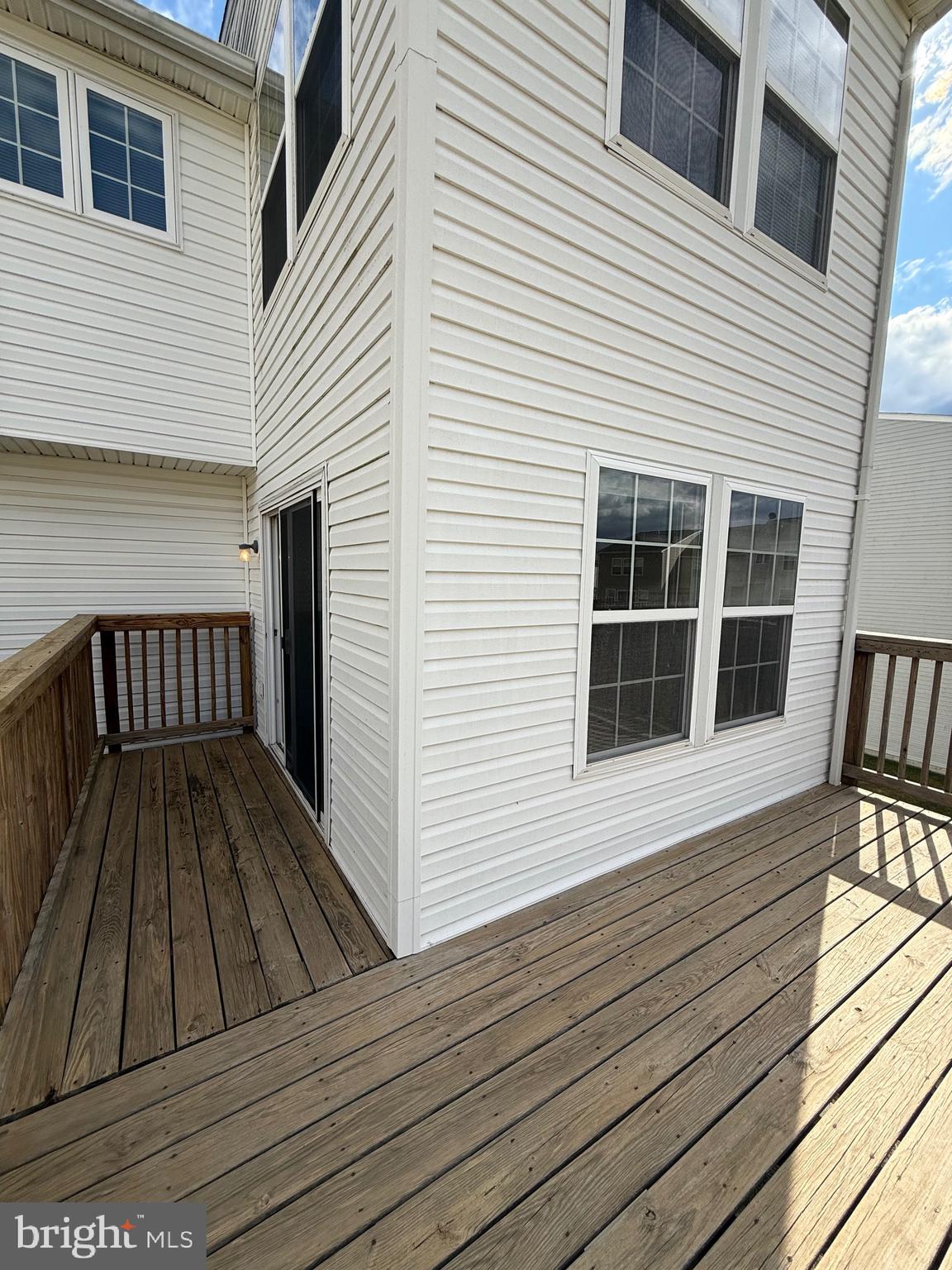 MANOR PARK - Residential Lease