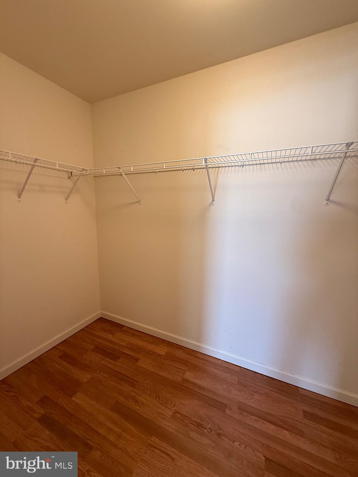 MANOR PARK - Residential Lease