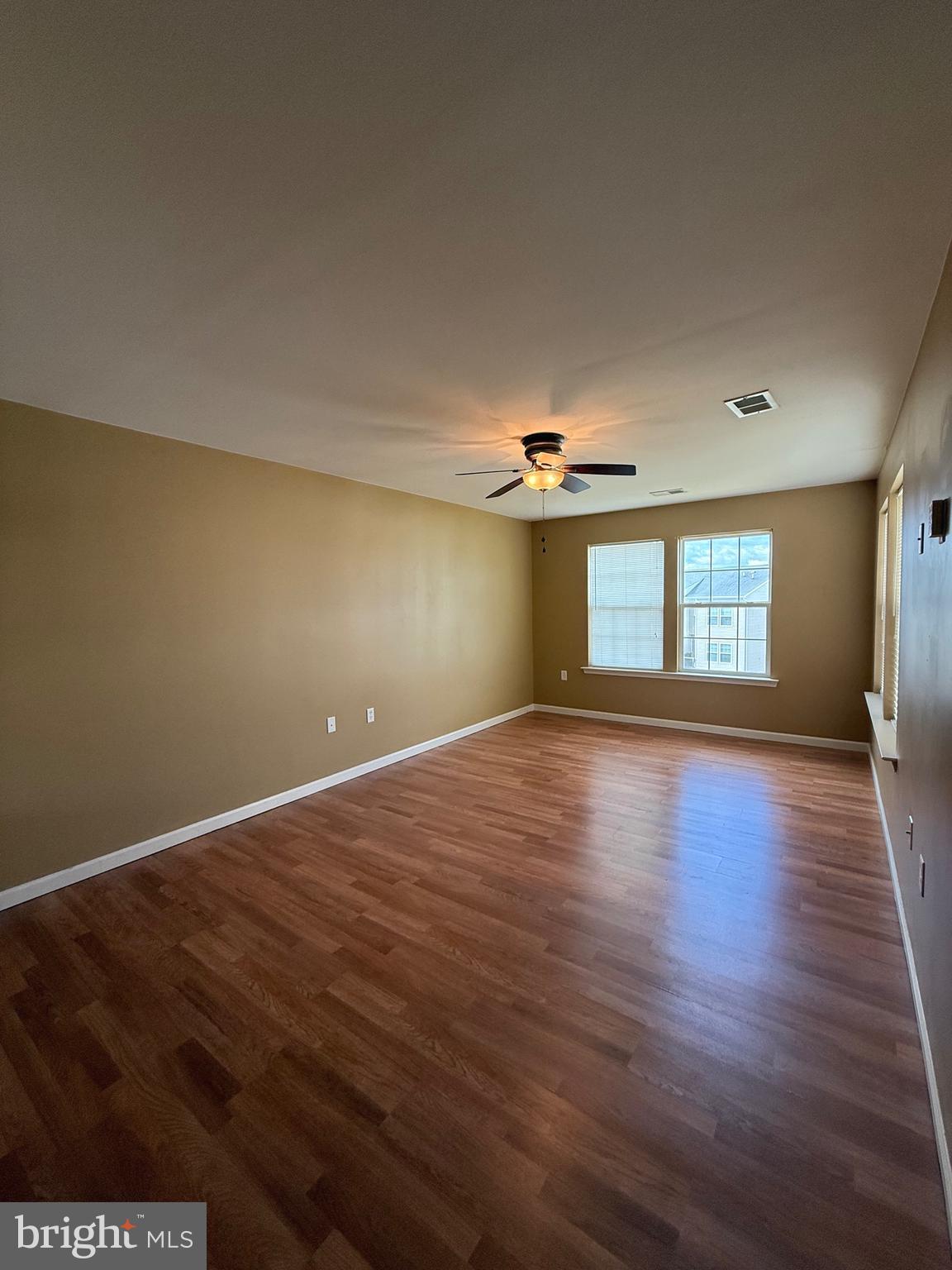 MANOR PARK - Residential Lease