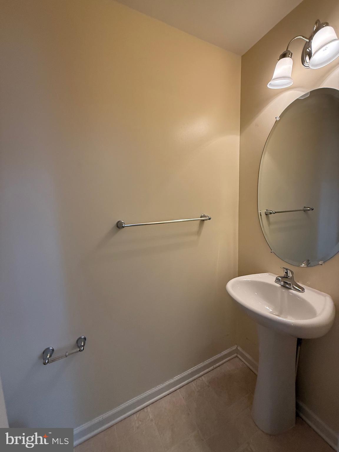 MANOR PARK - Residential Lease