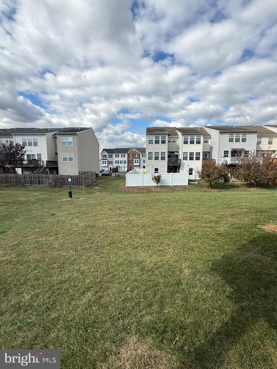 MANOR PARK - Residential Lease