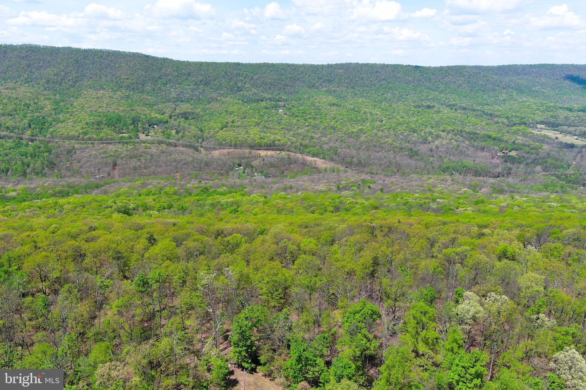 EAGLE MOUNTAIN - Land