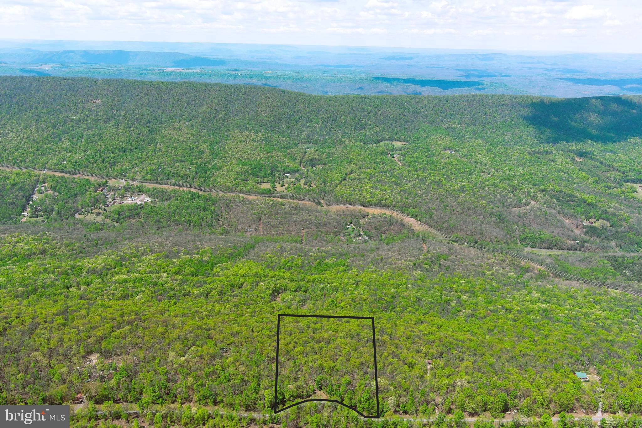 EAGLE MOUNTAIN - Land