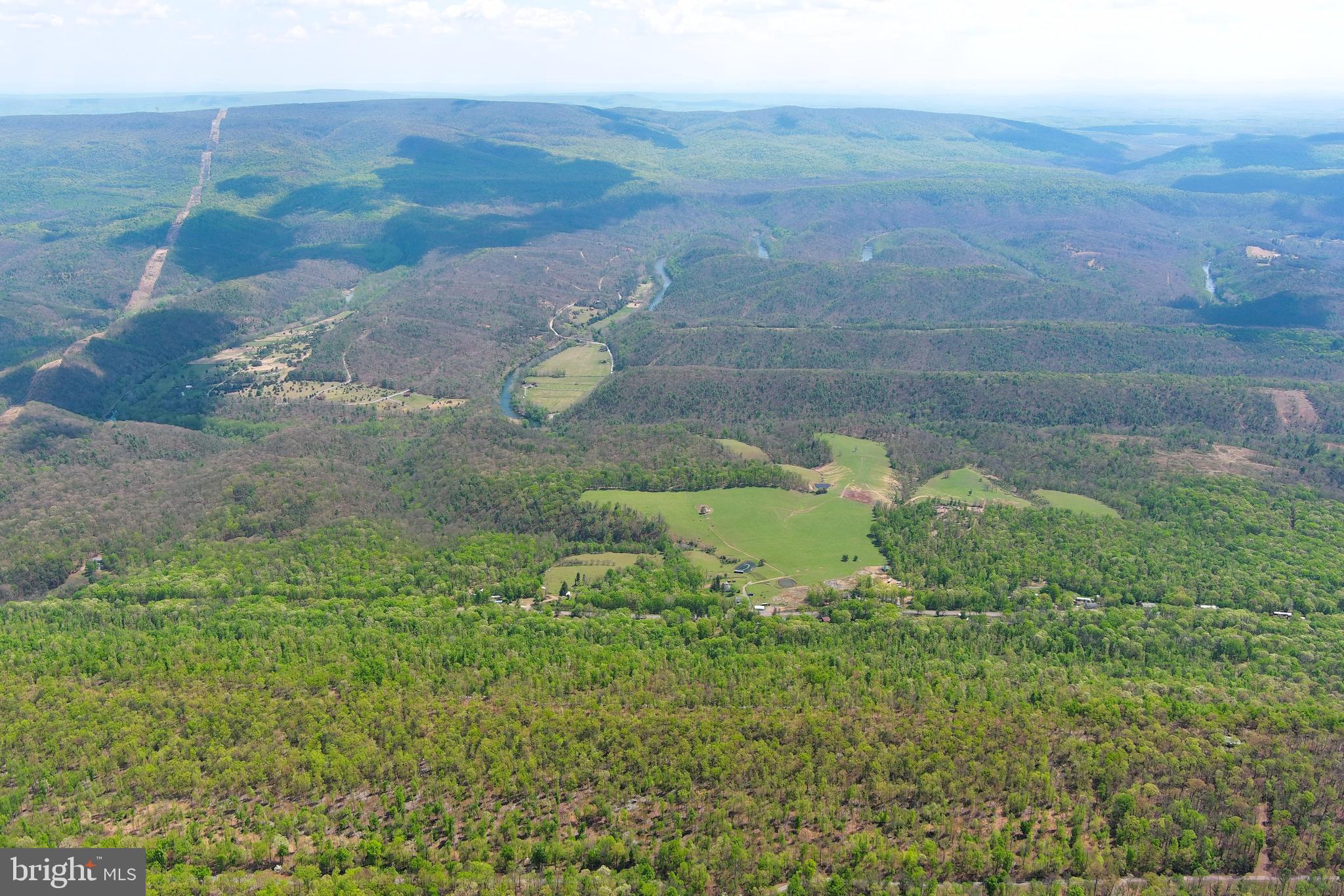EAGLE MOUNTAIN - Land