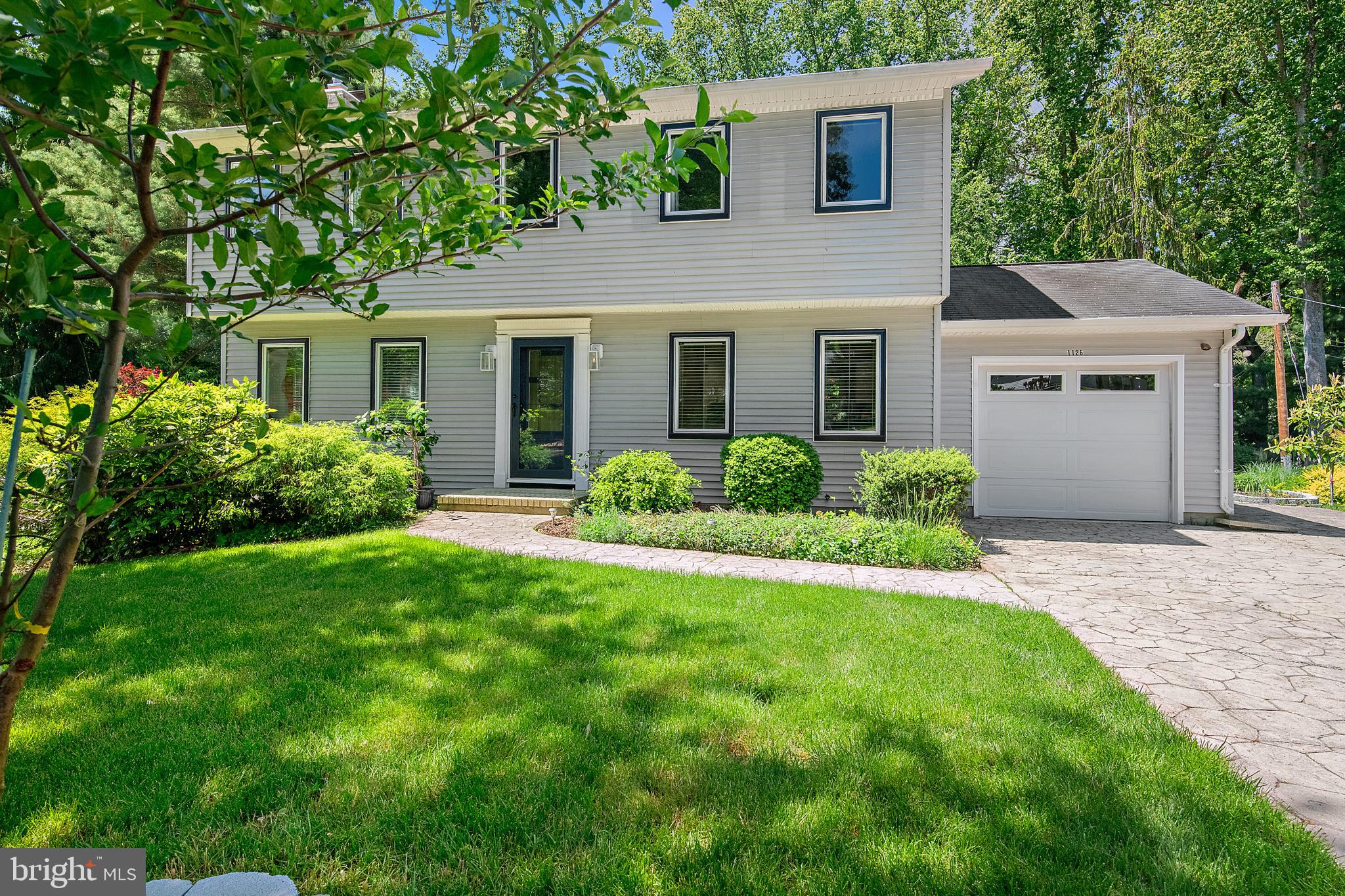 1126 MAINSAIL DRIVE
