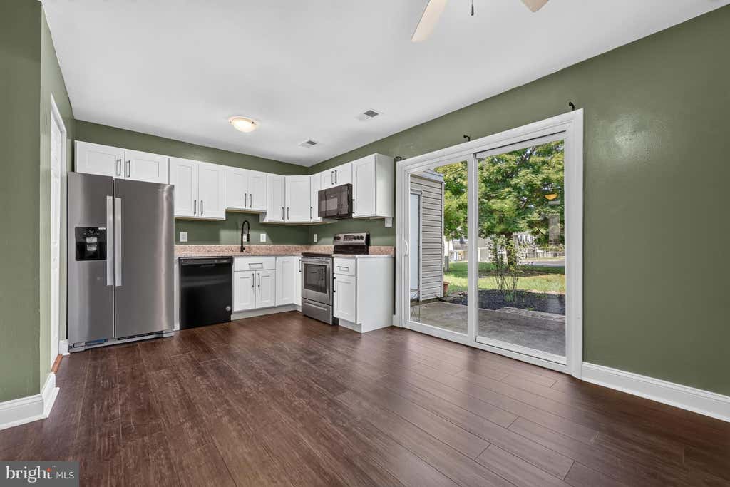 Photo of 74 Heritage Court, ANNAPOLIS, MD 21401 (MLS # MDAA2154170)