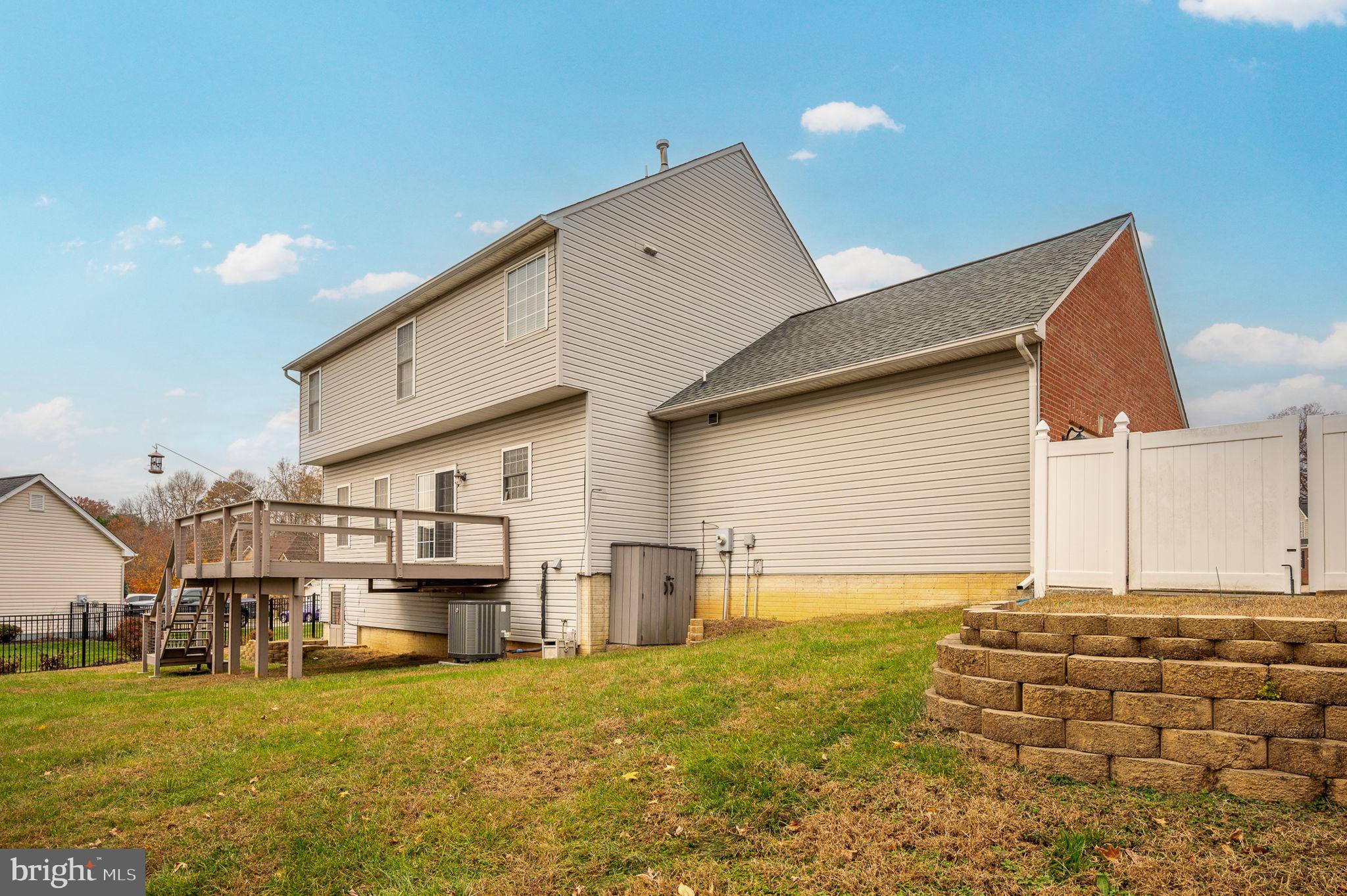 6910 GOVERNORS GRANT LANE