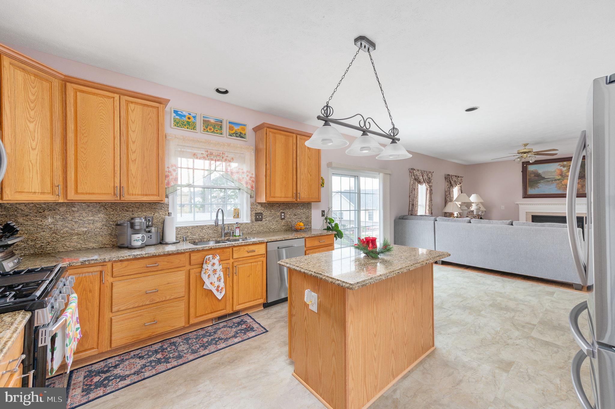 ROYAL OAKS - Residential