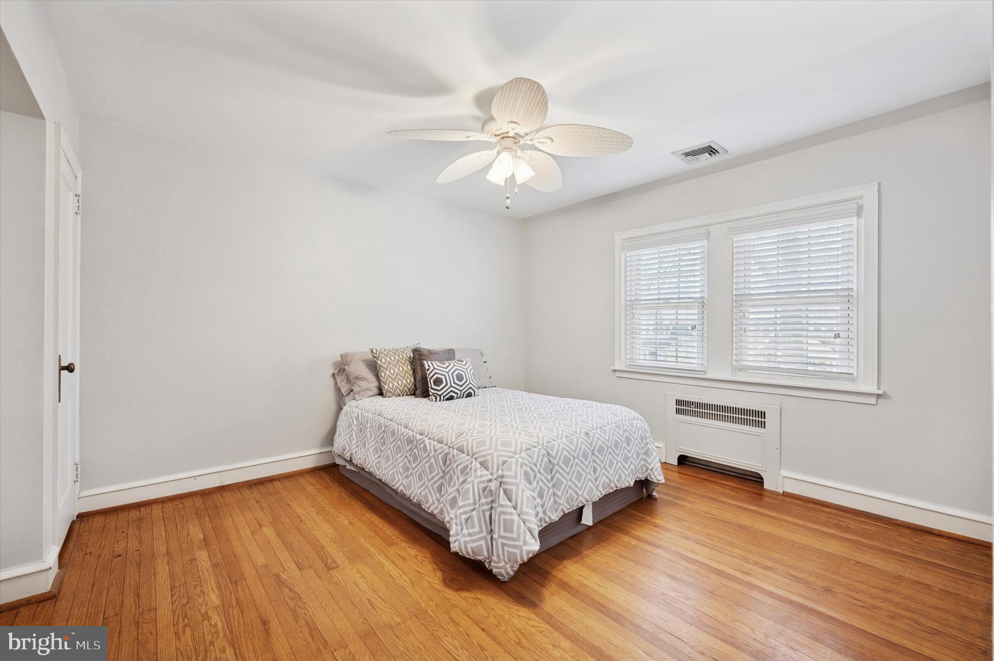 PENN WYNNE - Residential