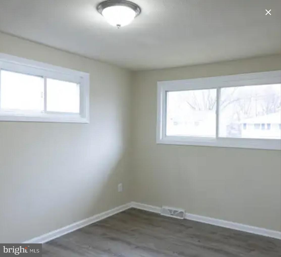 KENT VILLAGE - Residential Lease