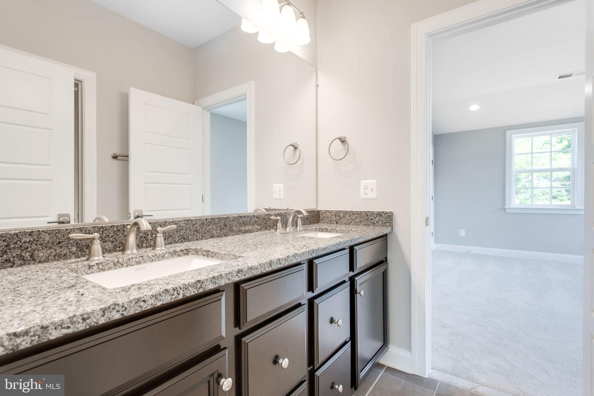 DUNN LORING WOODS - Residential