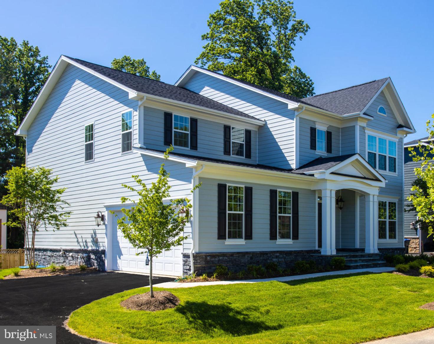 DUNN LORING WOODS - Residential