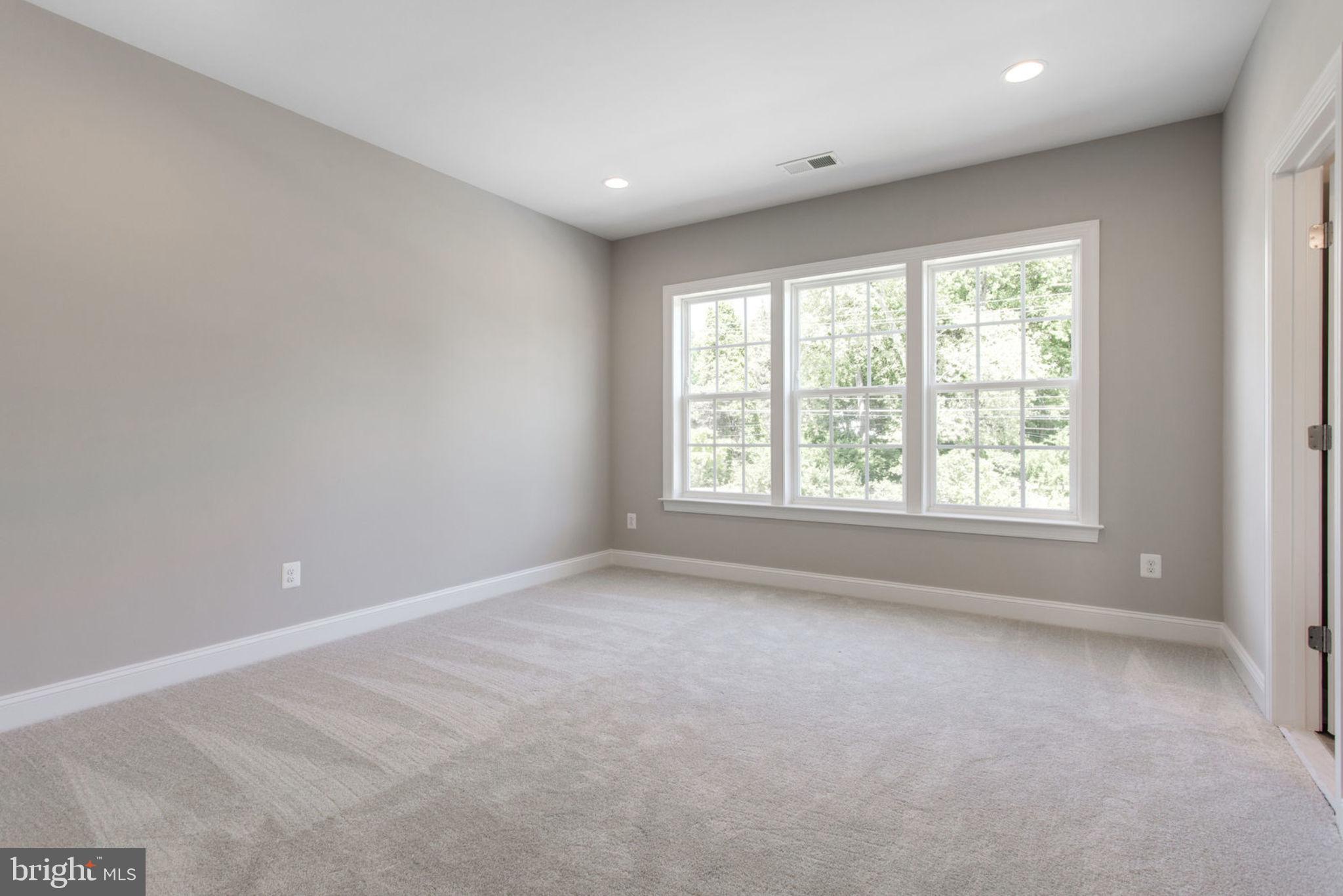 DUNN LORING WOODS - Residential