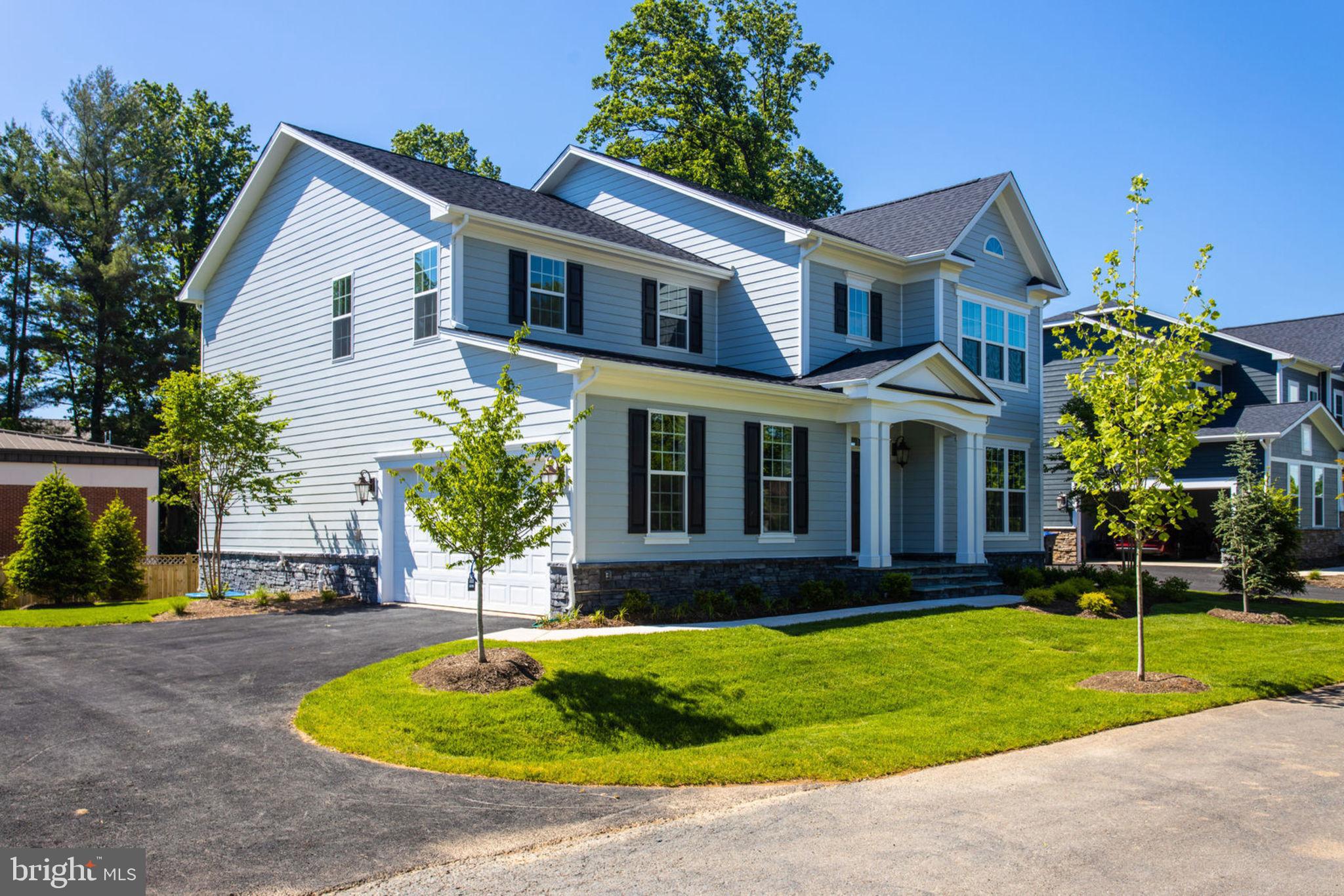 DUNN LORING WOODS - Residential