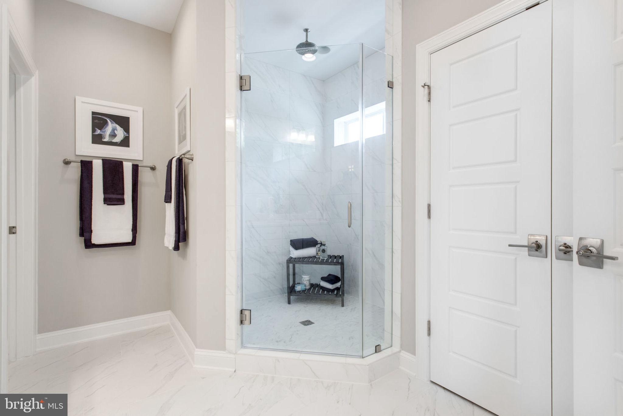 DUNN LORING WOODS - Residential