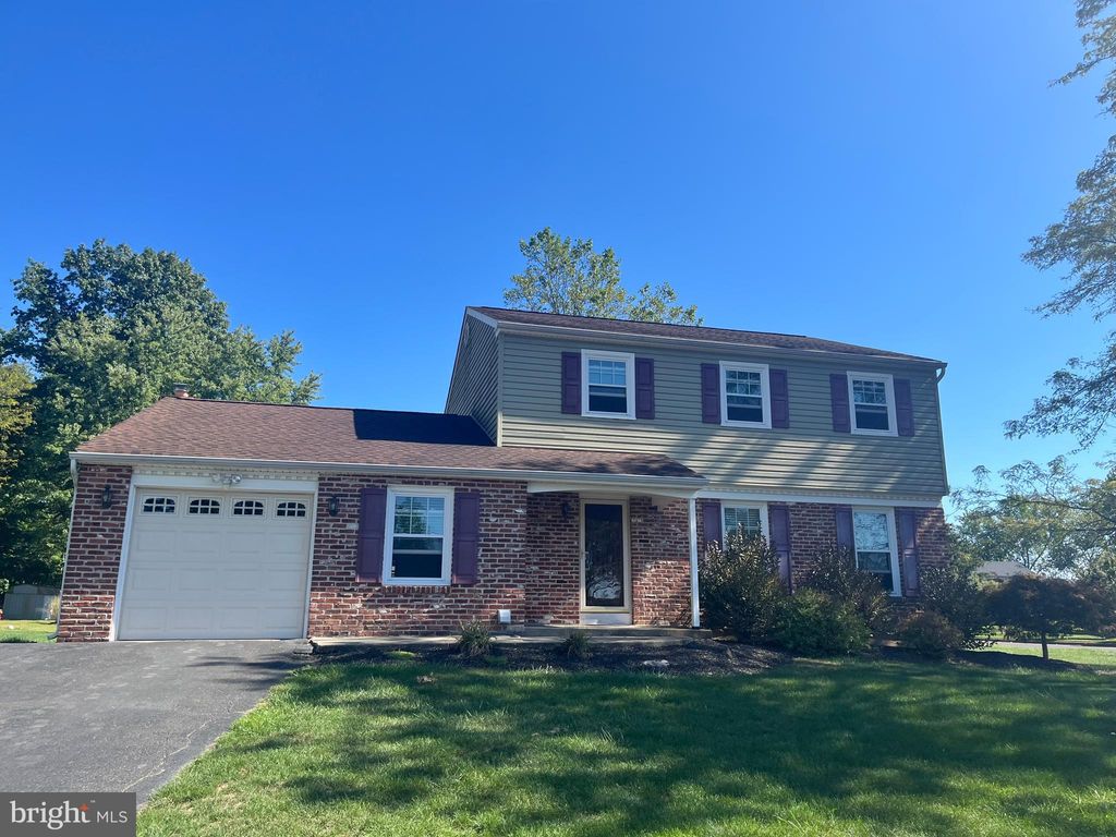 Photo of 1105 Madison Circle, WARRINGTON, PA 18976 (MLS # PABU2106972)