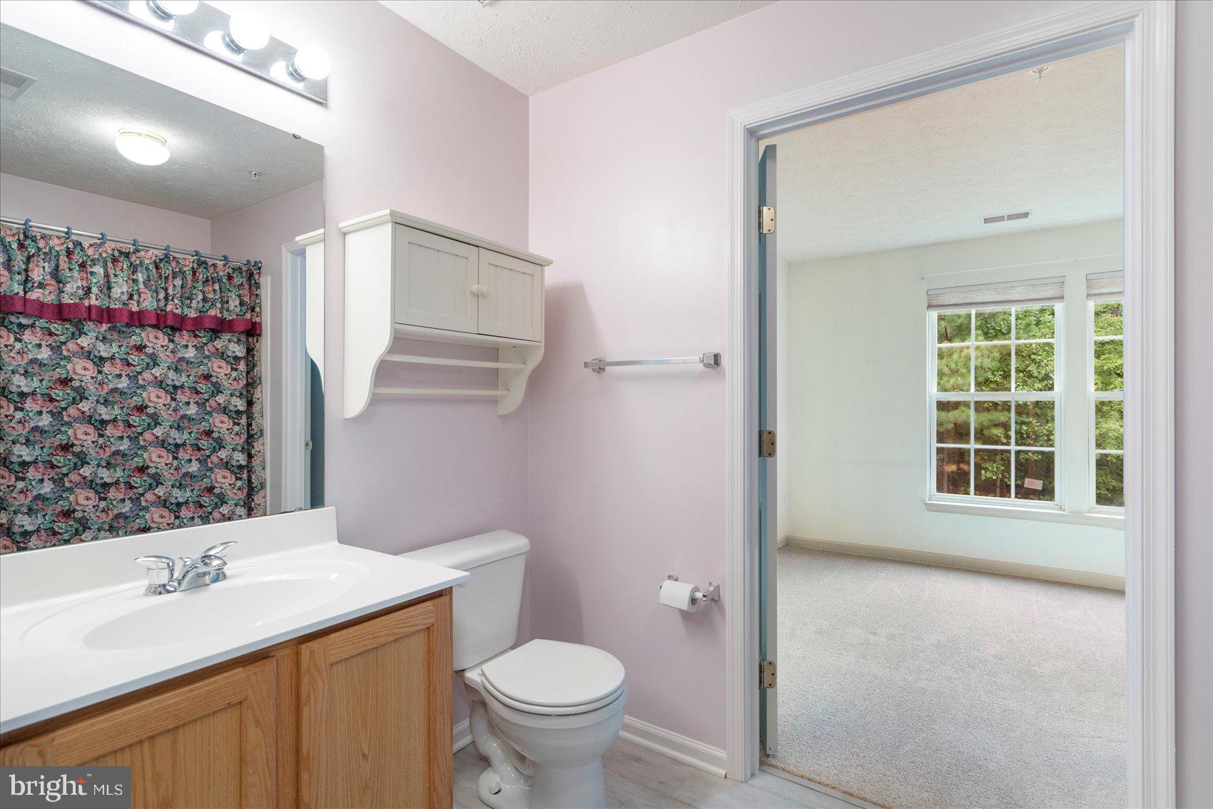 SILVER LAKE - Residential