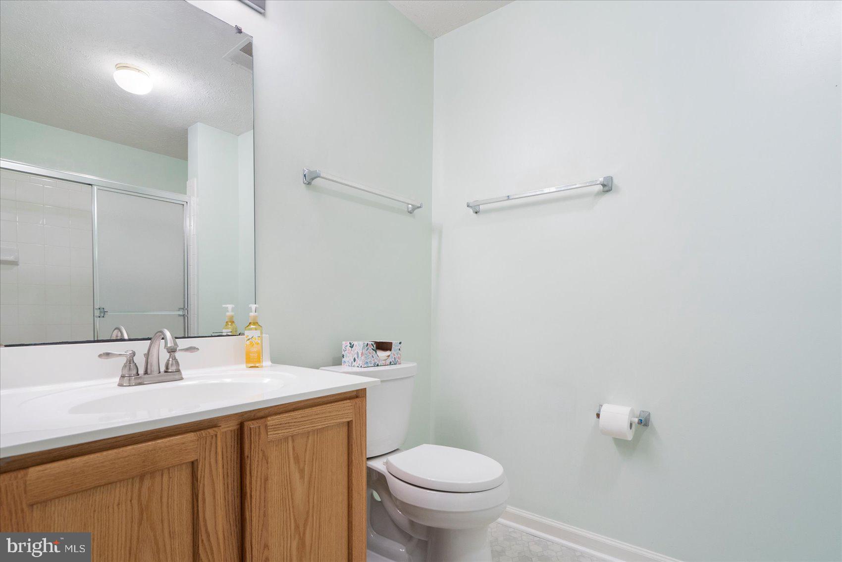 SILVER LAKE - Residential