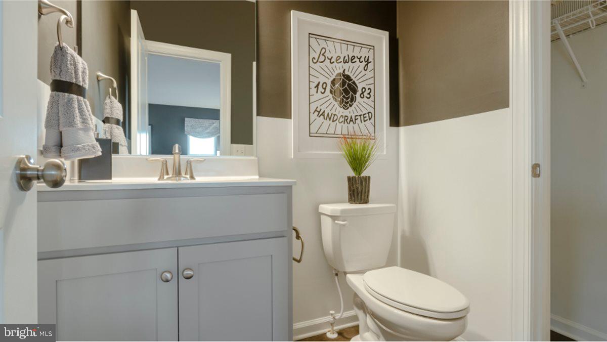 WESTSIDE AT SHADY GROVE METRO - Residential