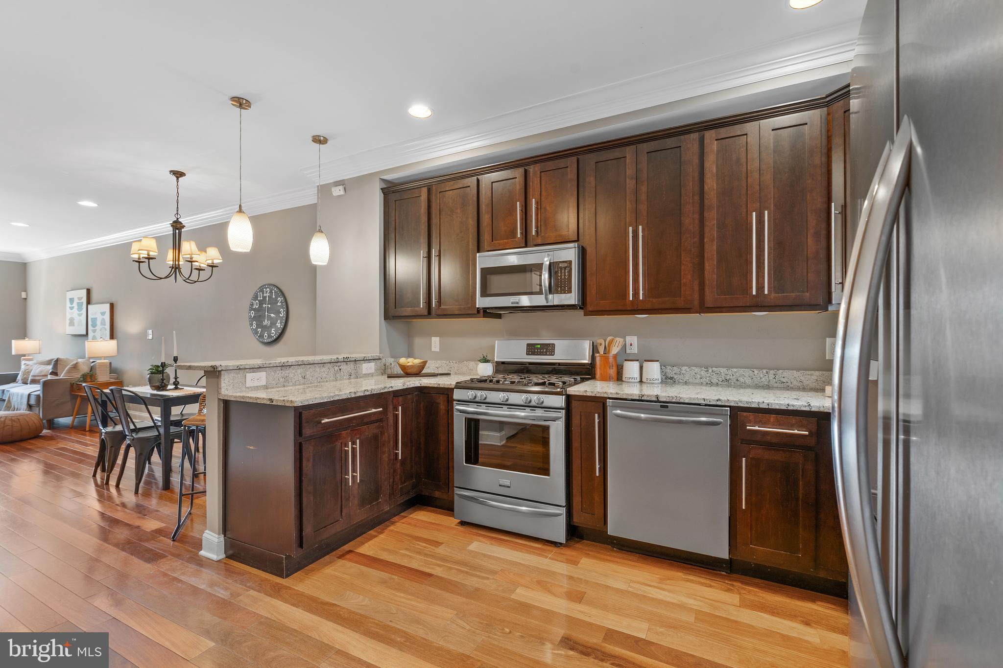 CANTON - Residential