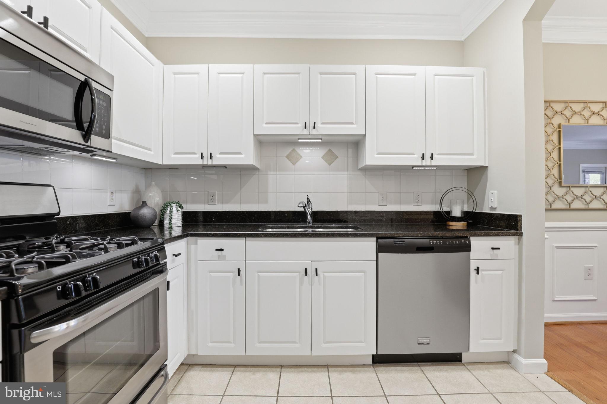 KENTLANDS - Residential