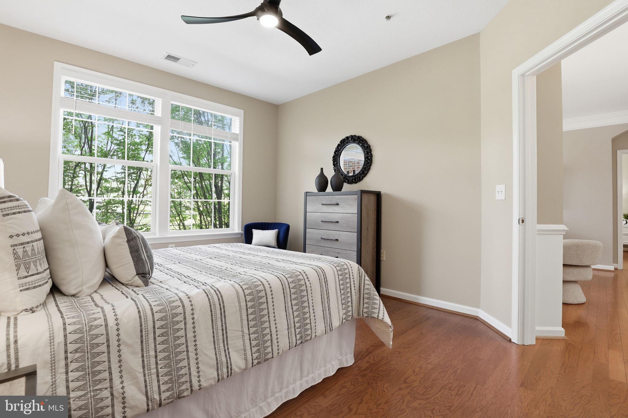 KENTLANDS - Residential