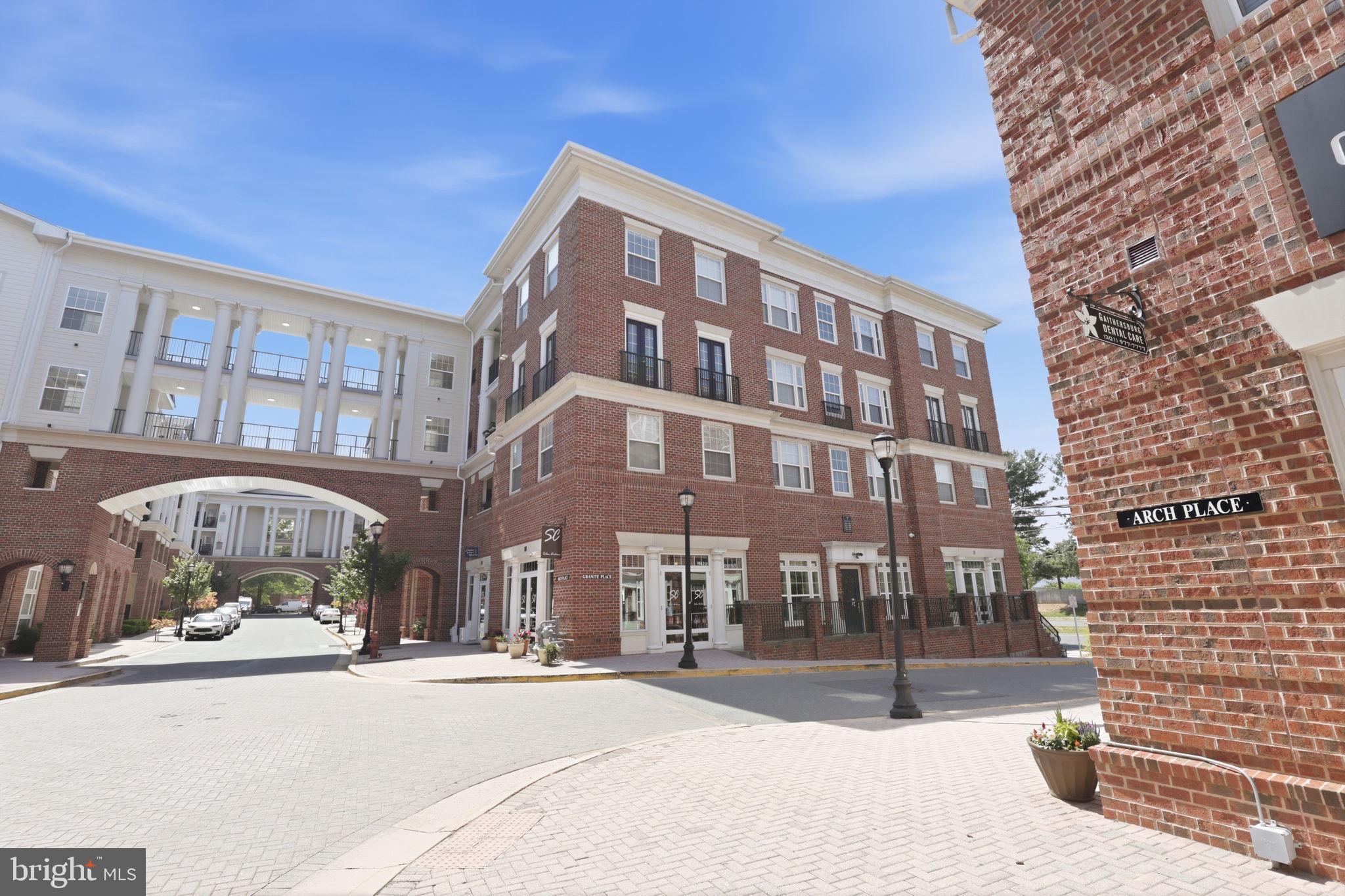 KENTLANDS - Residential