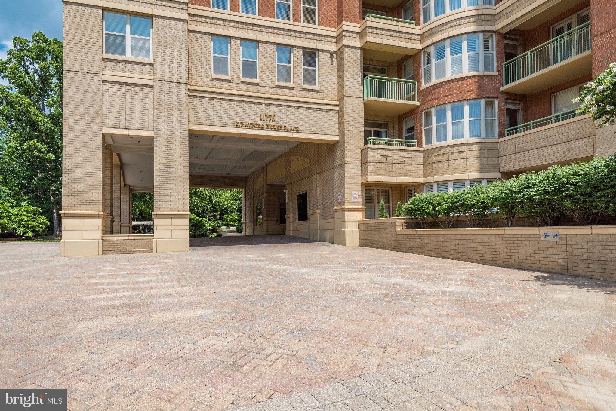 11776 STRATFORD HOUSE PLACE 1404