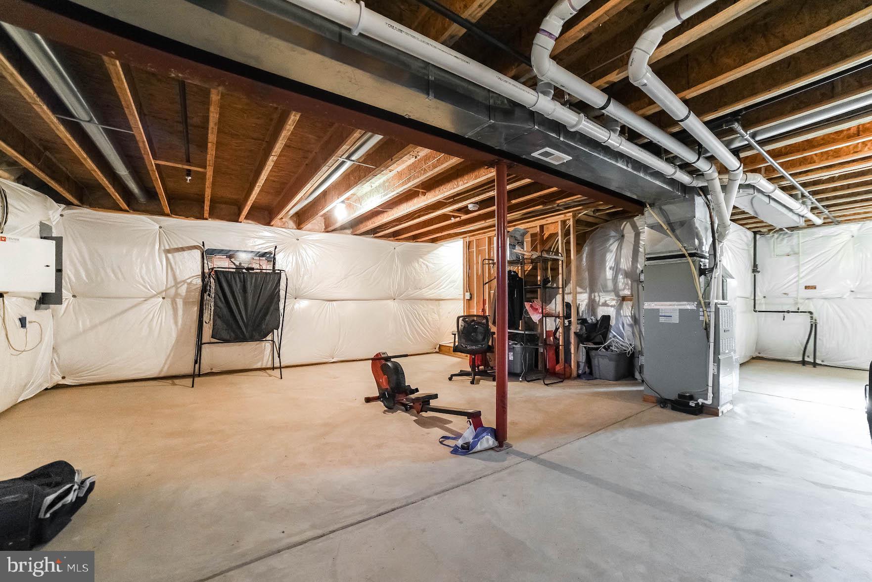 GREENBRIER - Residential Lease