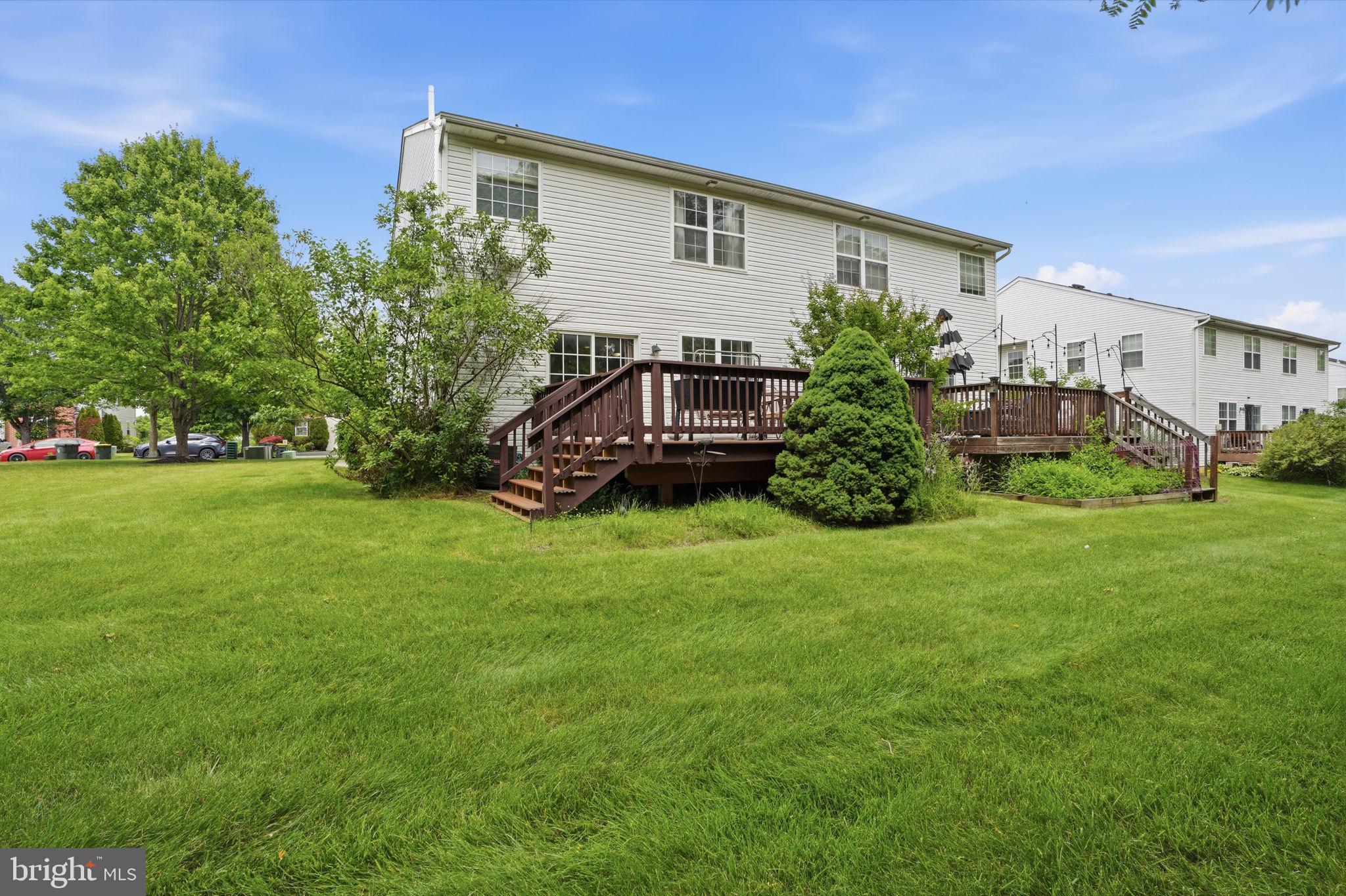 272 HAMPSHIRE DRIVE