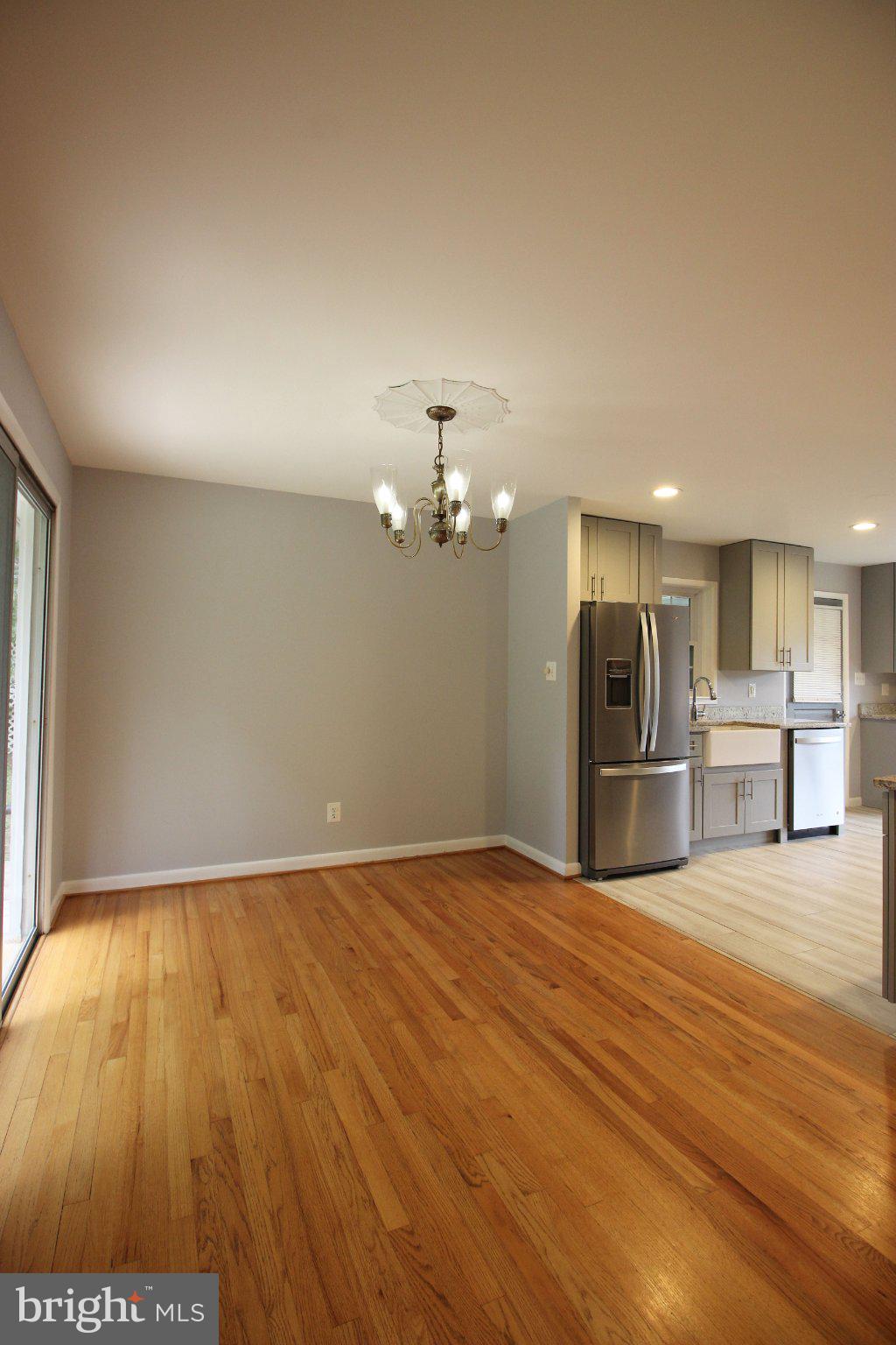 2391 CEDAR LANE