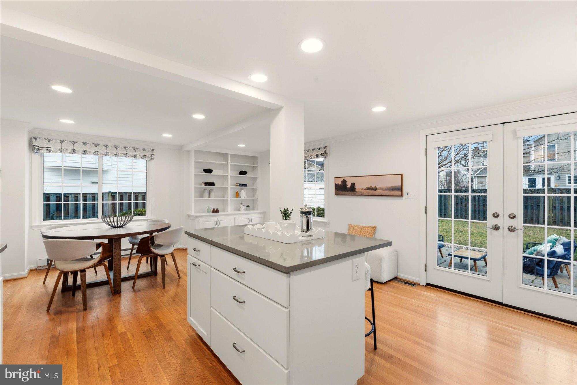 BRADDOCK HEIGHTS - Residential