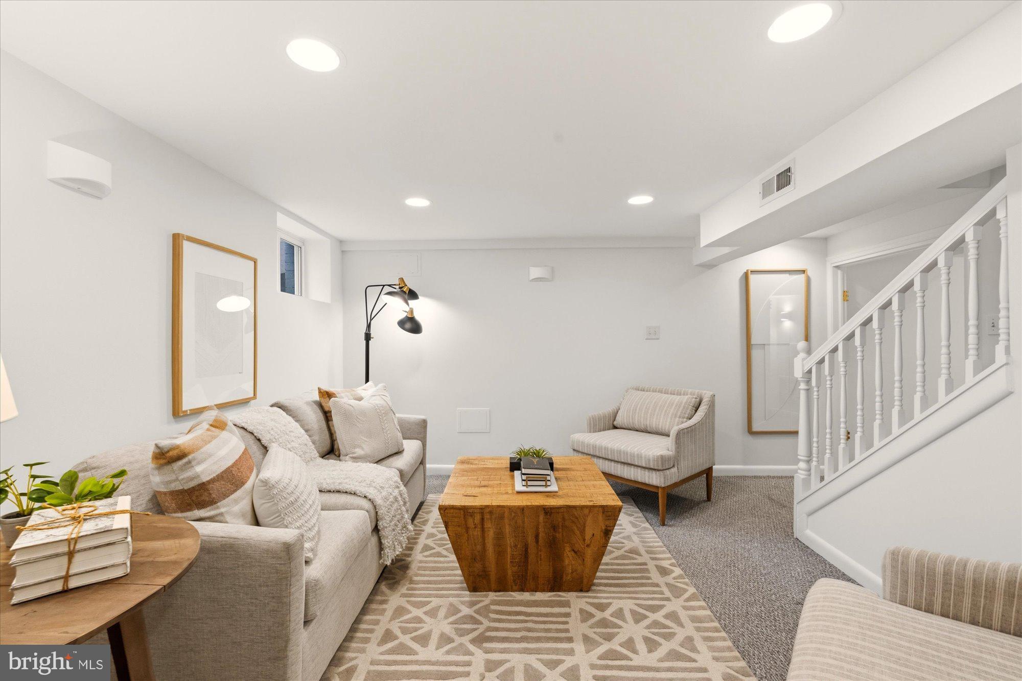 BRADDOCK HEIGHTS - Residential