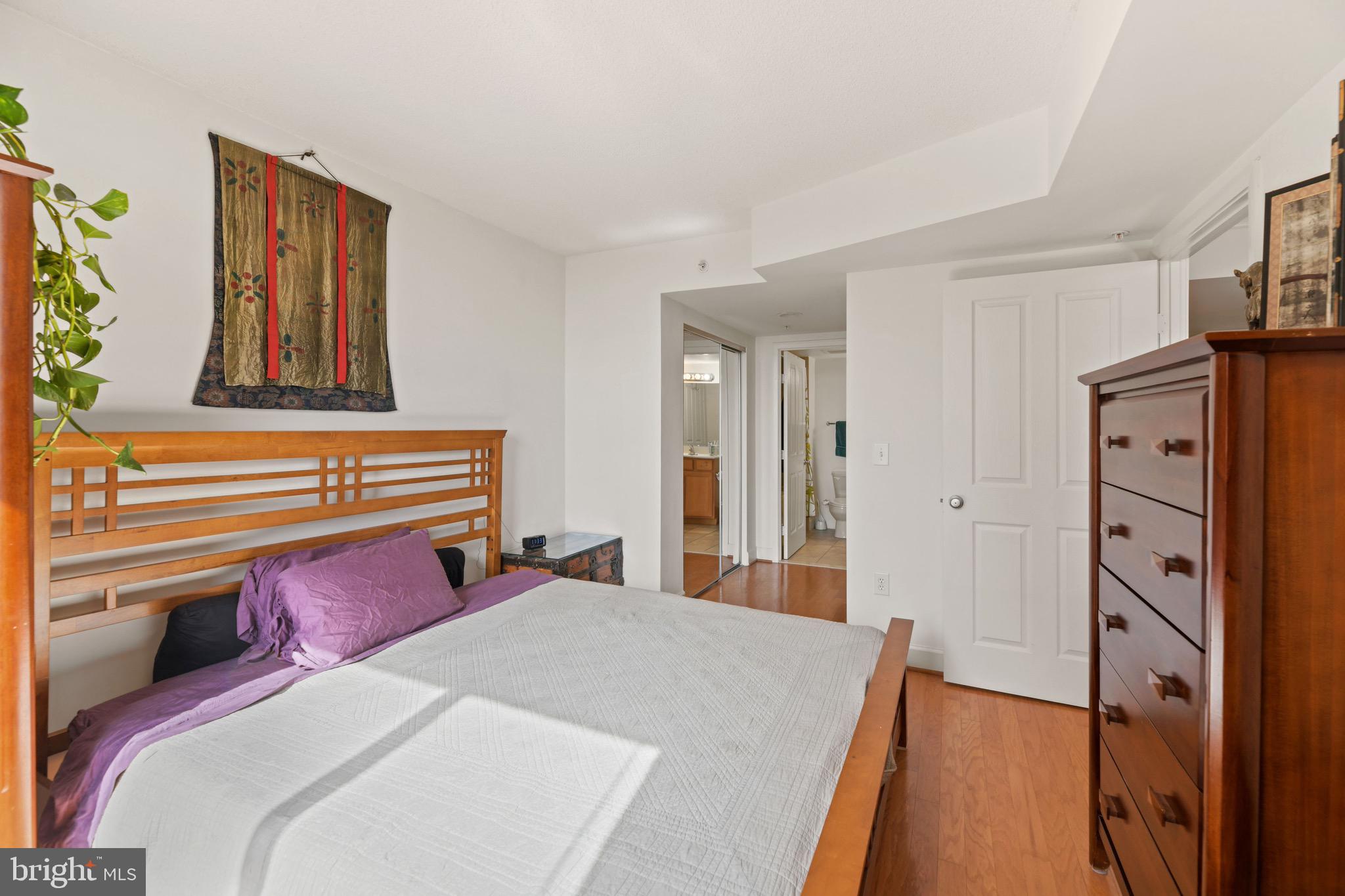 RESIDENCES AT STATION SQUARE - Residential