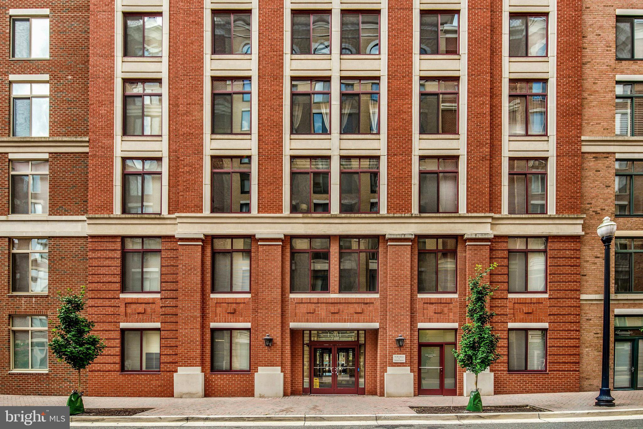 RESIDENCES AT STATION SQUARE - Residential