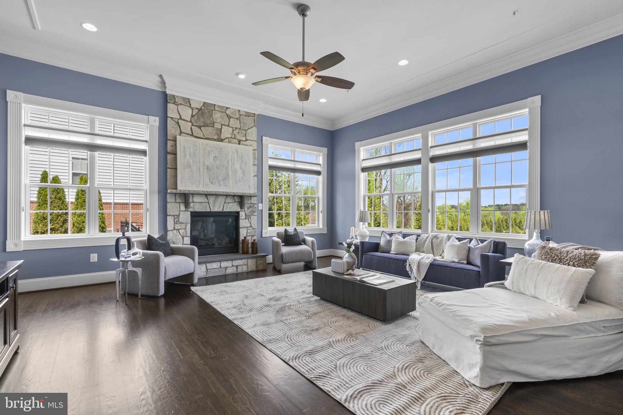 WALNUT CREEK - Residential