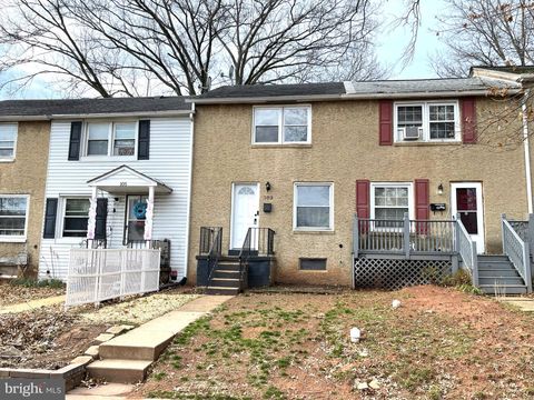 Townhouse For Sale - 103 Sunrise Drive<br/> POTTSTOWN, PA 19464