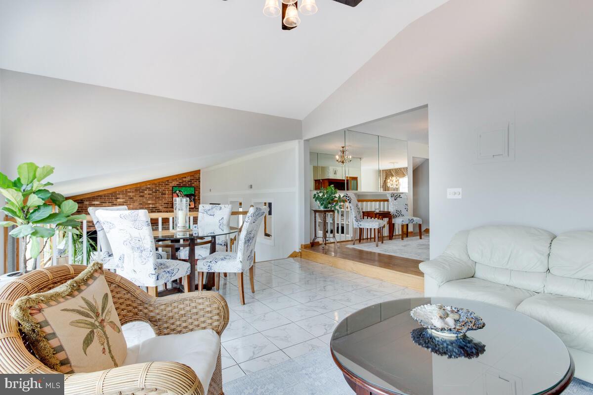 GREENACRES - Residential