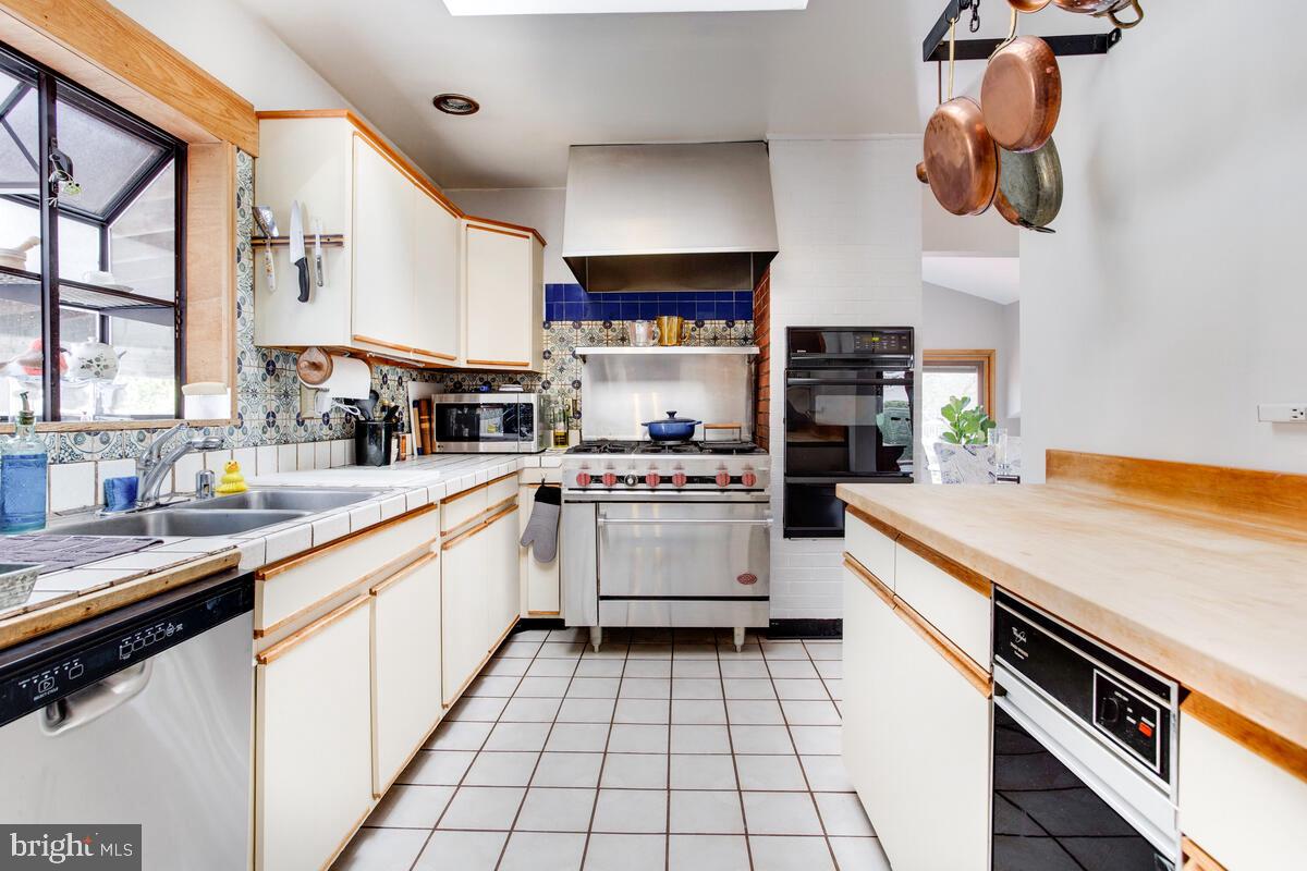 GREENACRES - Residential