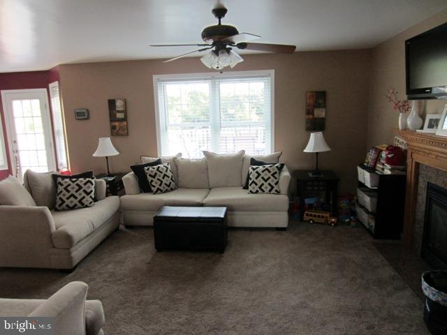 POPLAR SPRINGS - Residential