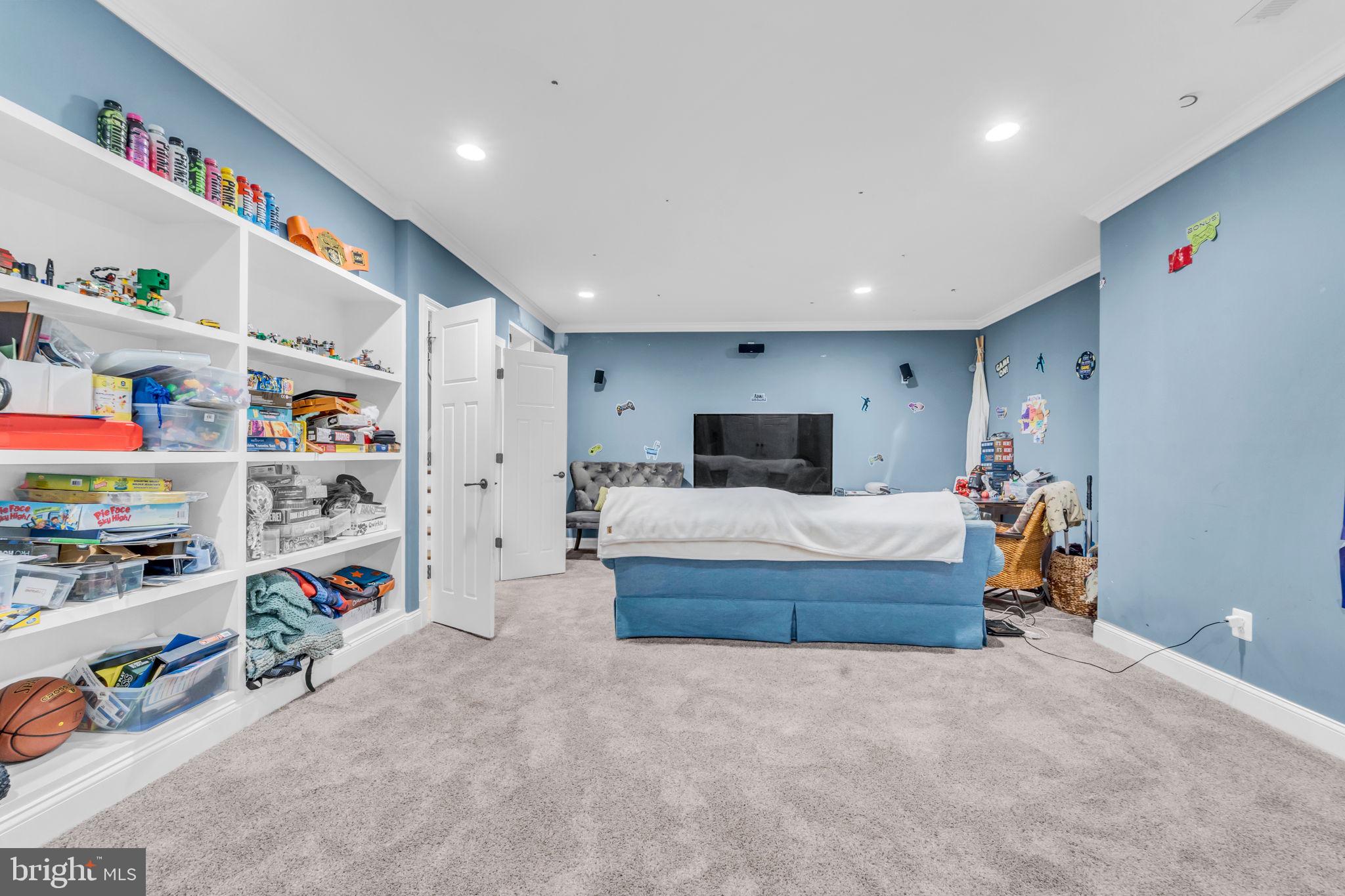 WOODLAND - Residential