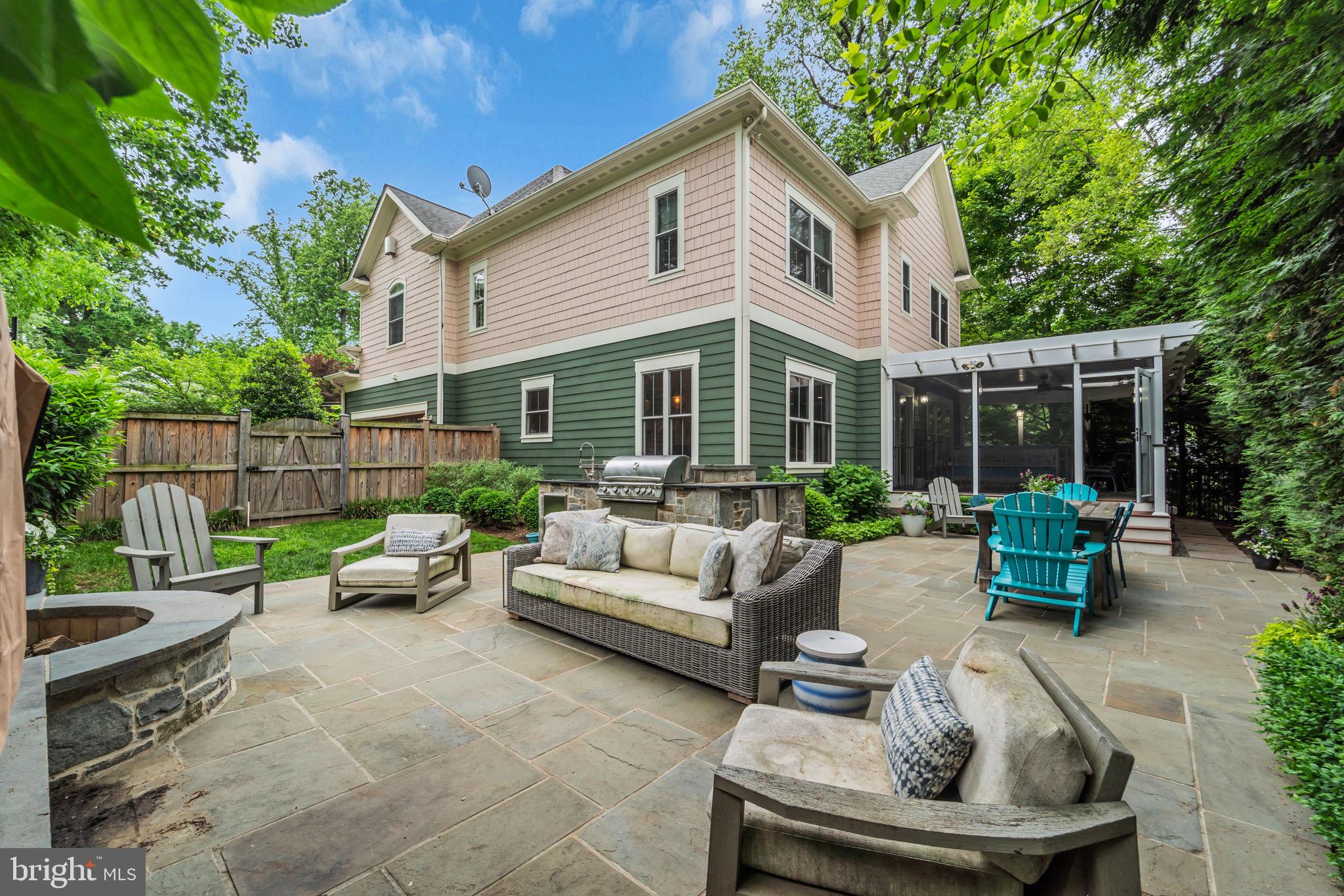 WOODLAND - Residential