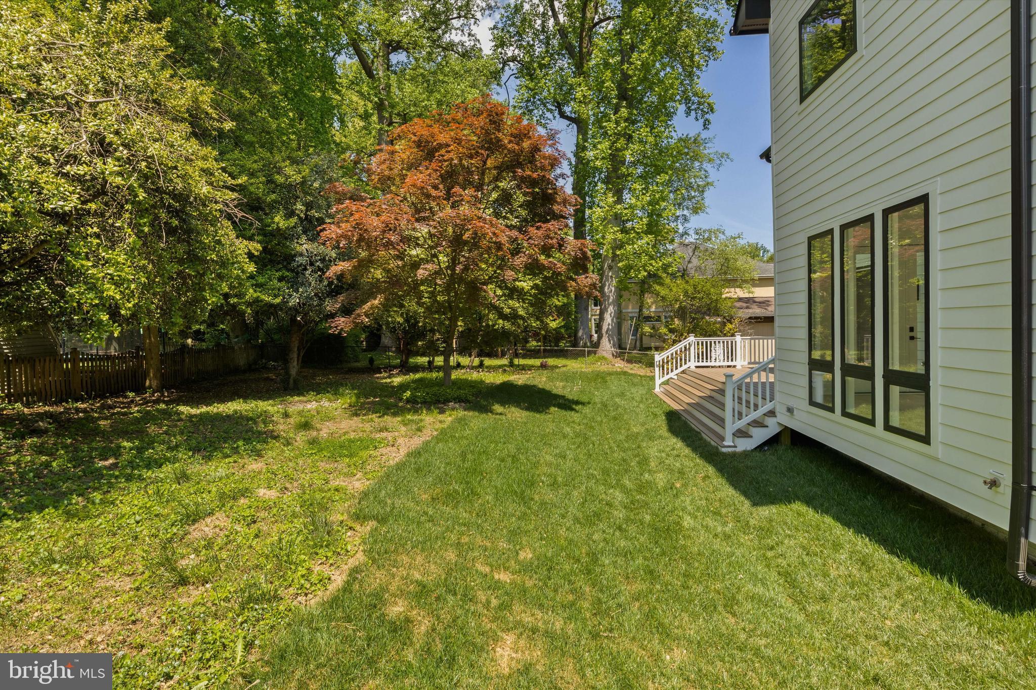 VIENNA WOODS - Residential