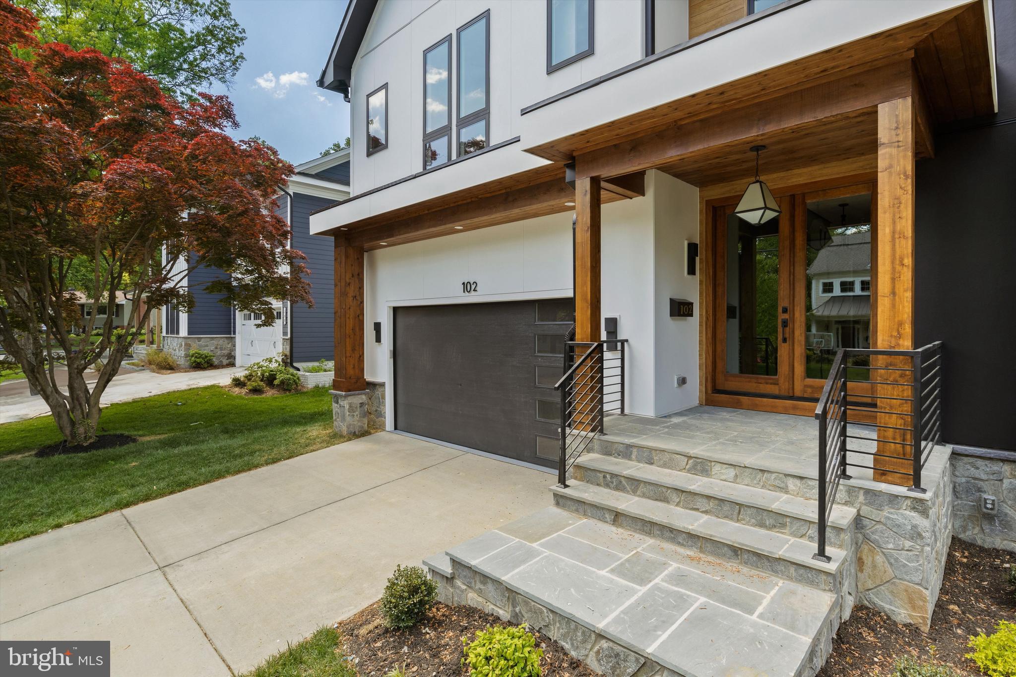 VIENNA WOODS - Residential