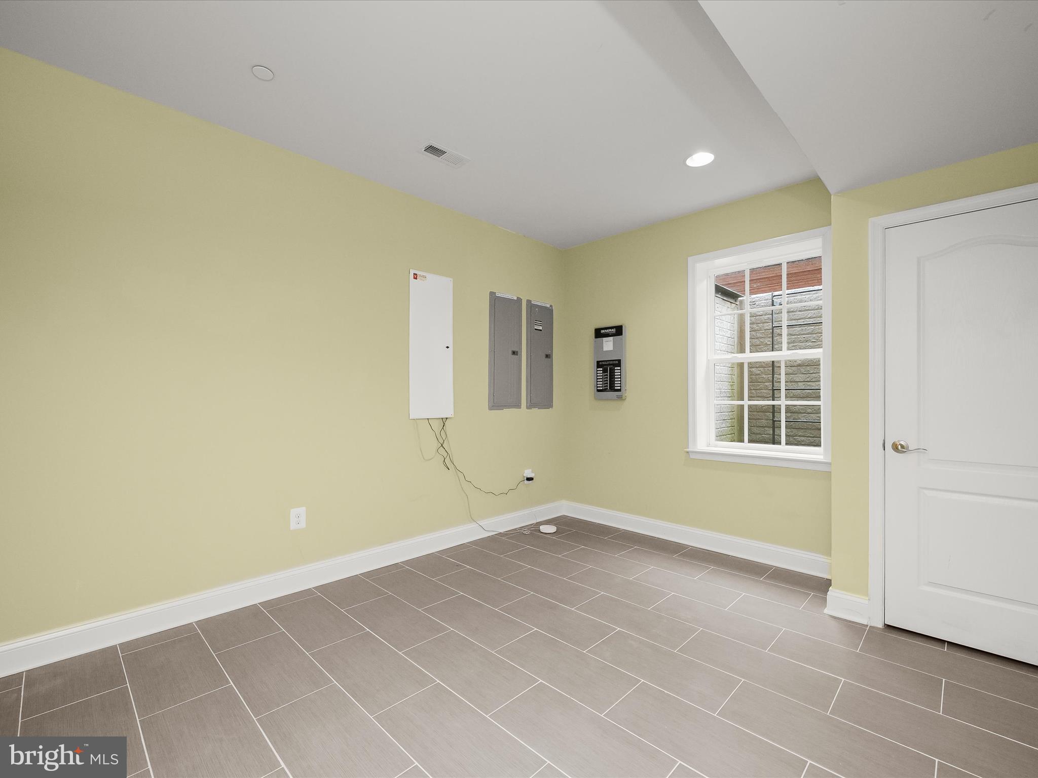 BRADMOOR - Residential