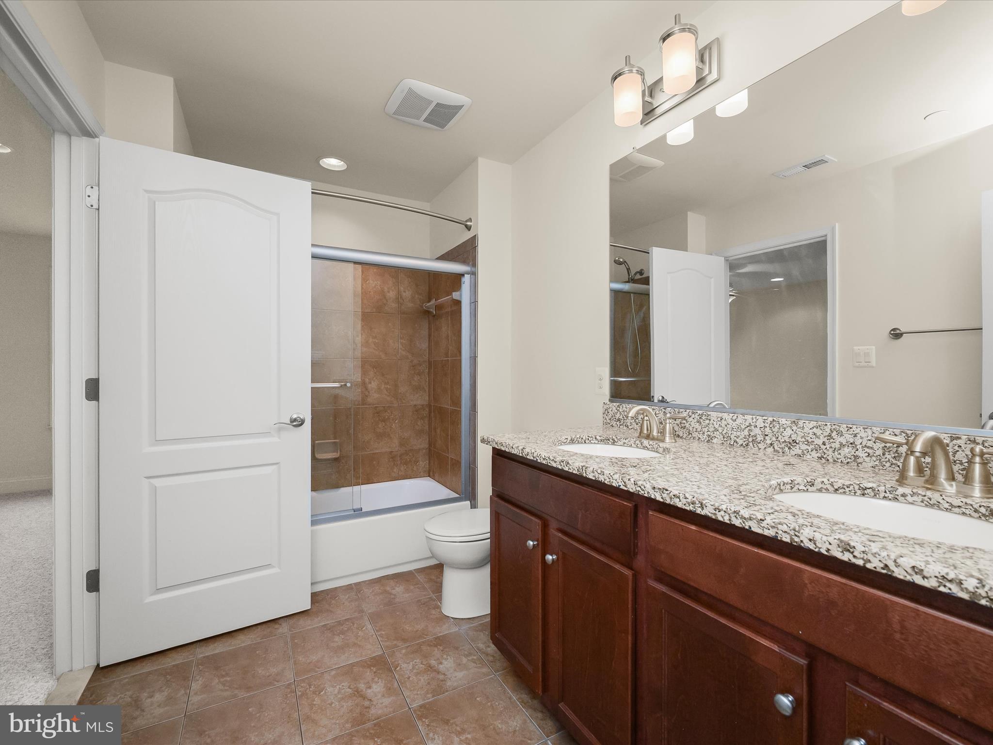 BRADMOOR - Residential