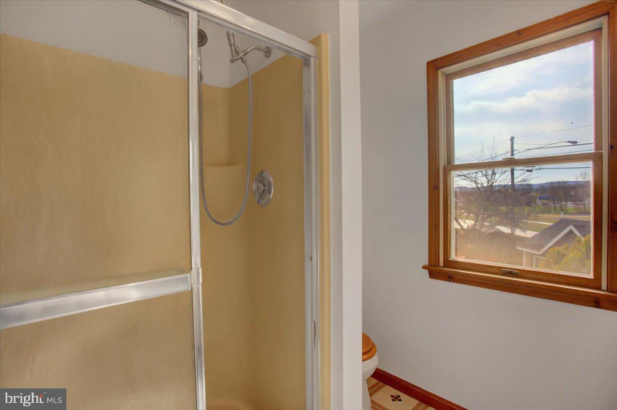 SHIPPENSBURG WEST END - Residential