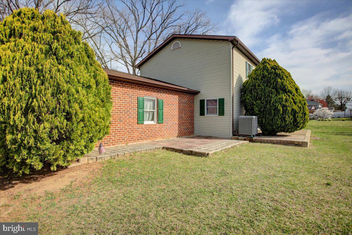 SHIPPENSBURG WEST END - Residential